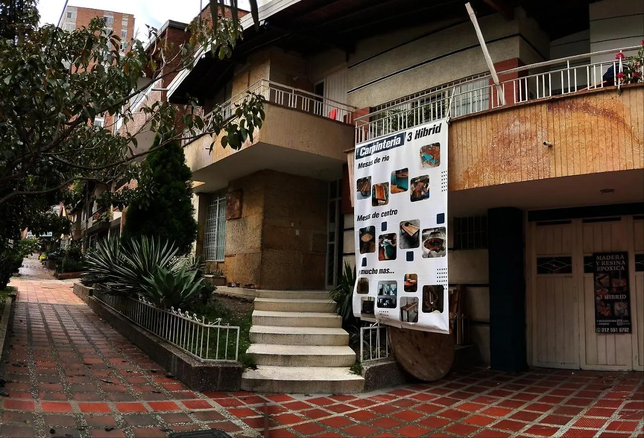 Guest house Casa Babylon Hotel Medellin Colombia